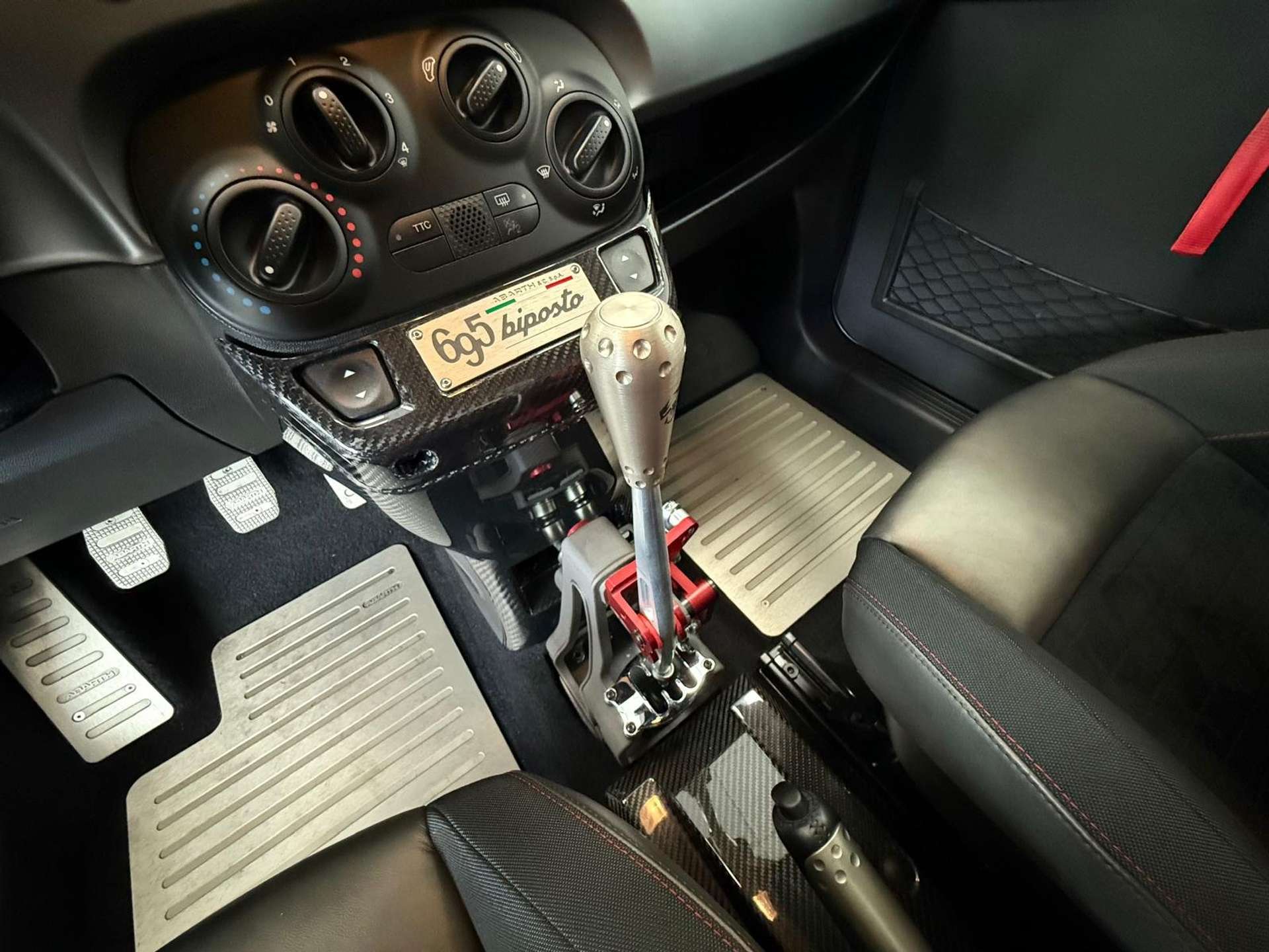 Abarth 695  1.4 16v t-jet biposto 190cv “INNESTI FRONTALI”