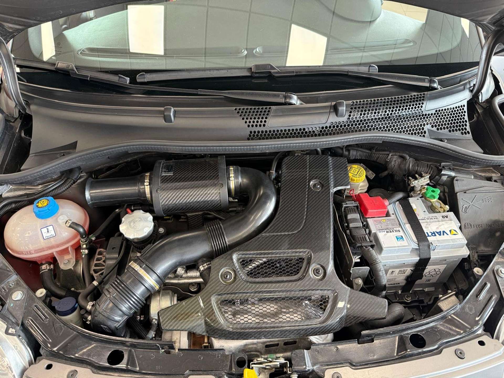 Abarth 695  1.4 16v t-jet biposto 190cv “INNESTI FRONTALI”