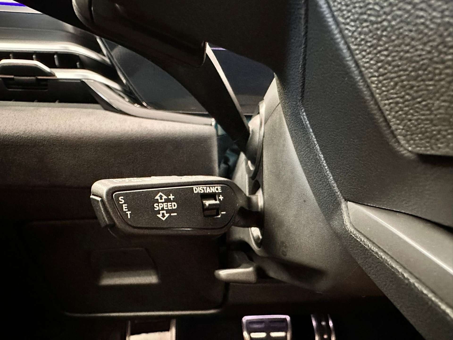 Audi A6  AVANT 2.0 TDI MHEV S LINE QUATTRO