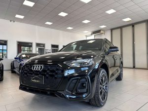 Audi Q5  Q5 40 2.0 tdi mhev 12V S LINE SLINE