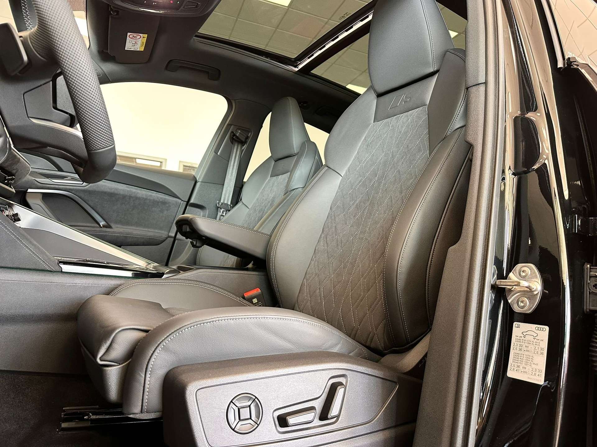 Audi Q5  Q5 Sportback 2.0 tdi mhev+ S line edition 204cv