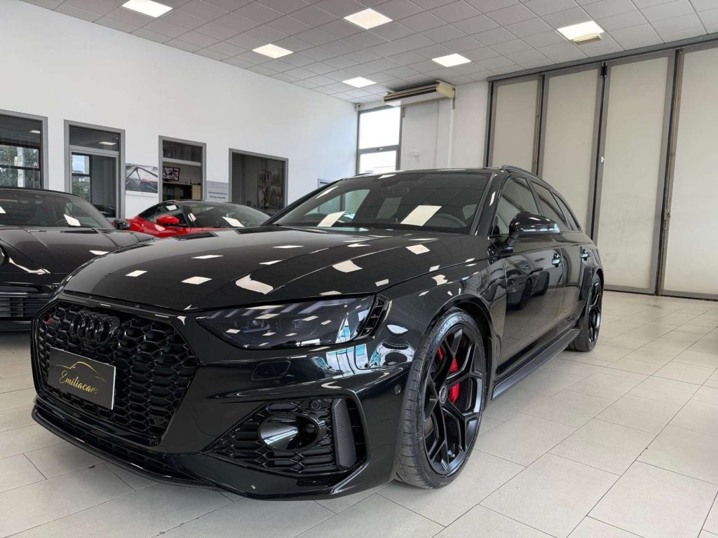 Audi RS4  Avant2.9 tfsi performance quattro 450cv tiptronic