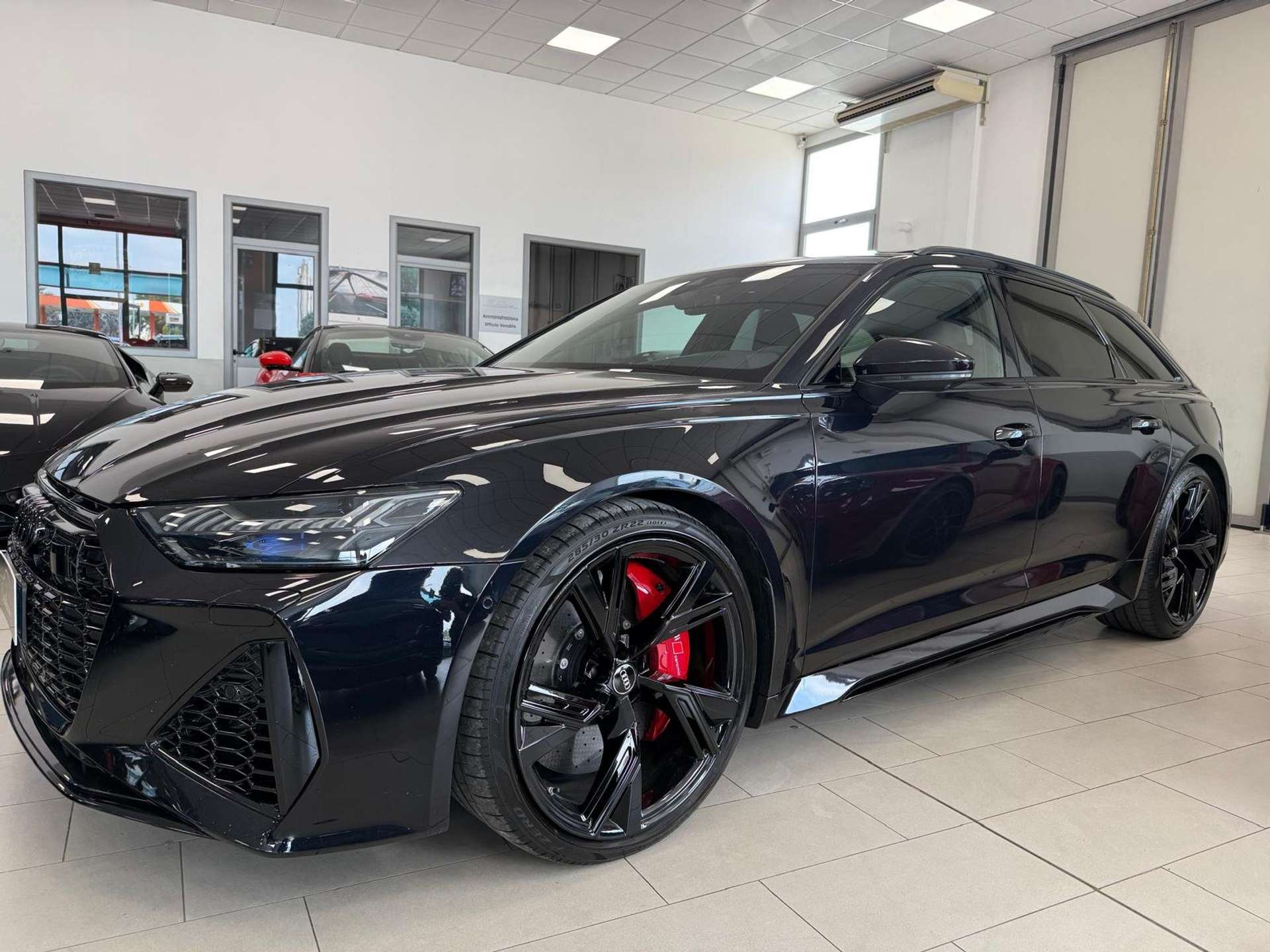 Audi RS6  Avant 4.0 mhev /CARBOCERAMICI / EVENTURI /721CV