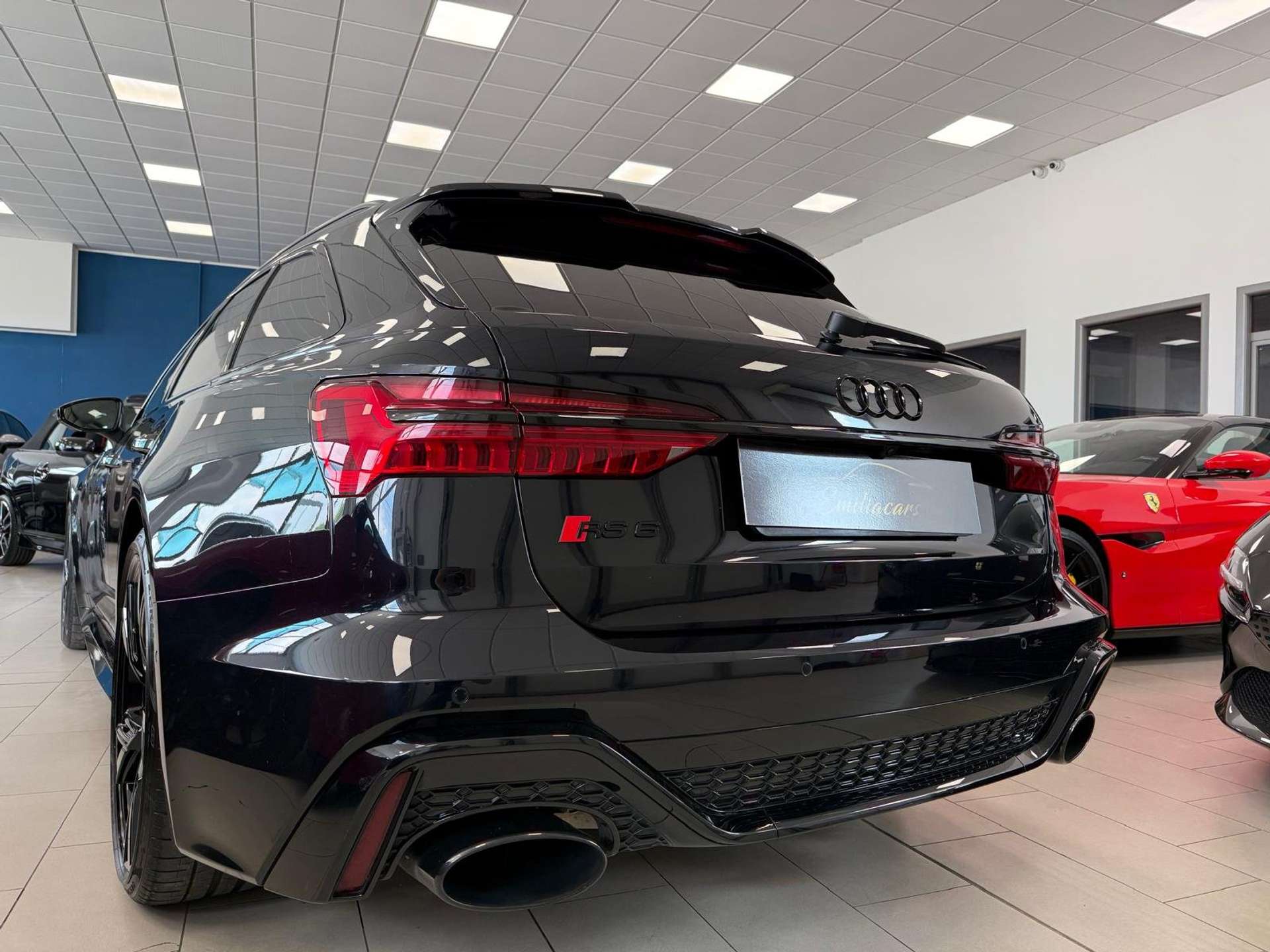 Audi RS6  Avant 4.0 mhev /CARBOCERAMICI / EVENTURI /721CV