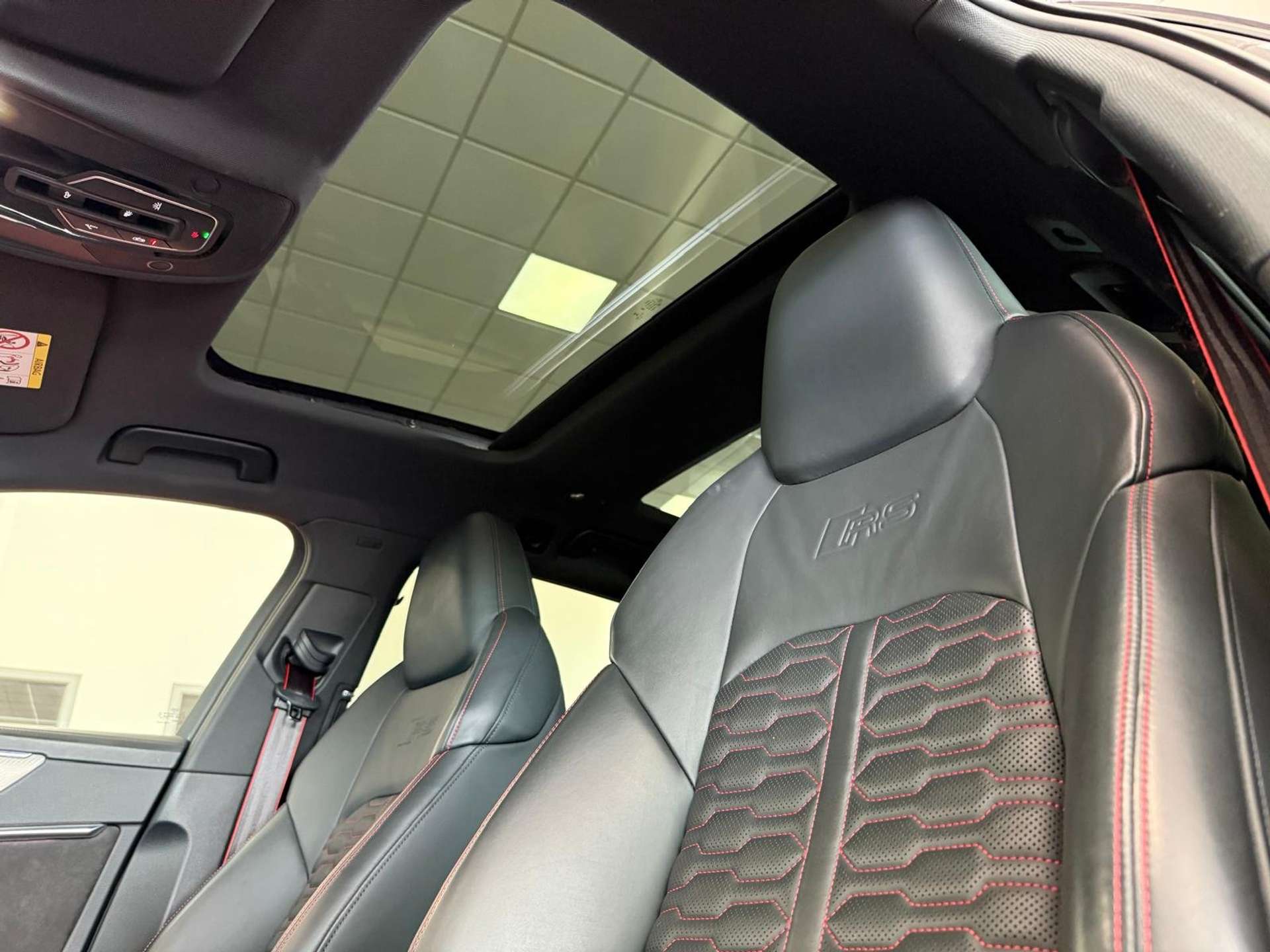 Audi RS6  Avant 4.0 mhev /CARBOCERAMICI / EVENTURI /721CV