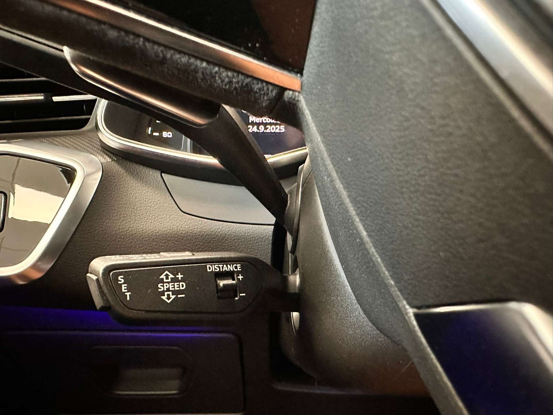 Audi RS6  Avant 4.0 mhev /CARBOCERAMICI / EVENTURI /721CV