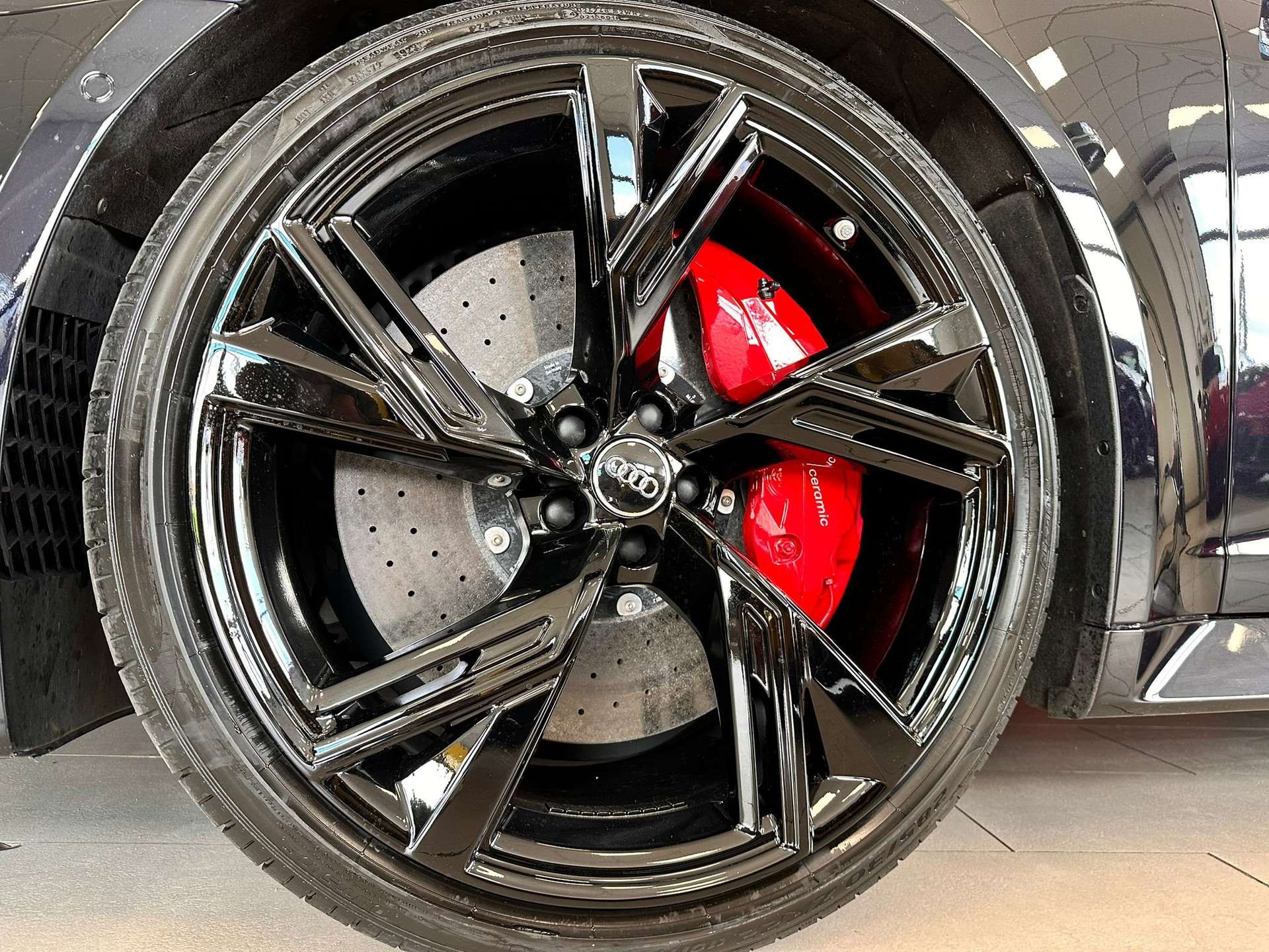 Audi RS6  Avant 4.0 mhev /CARBOCERAMICI / EVENTURI /721CV