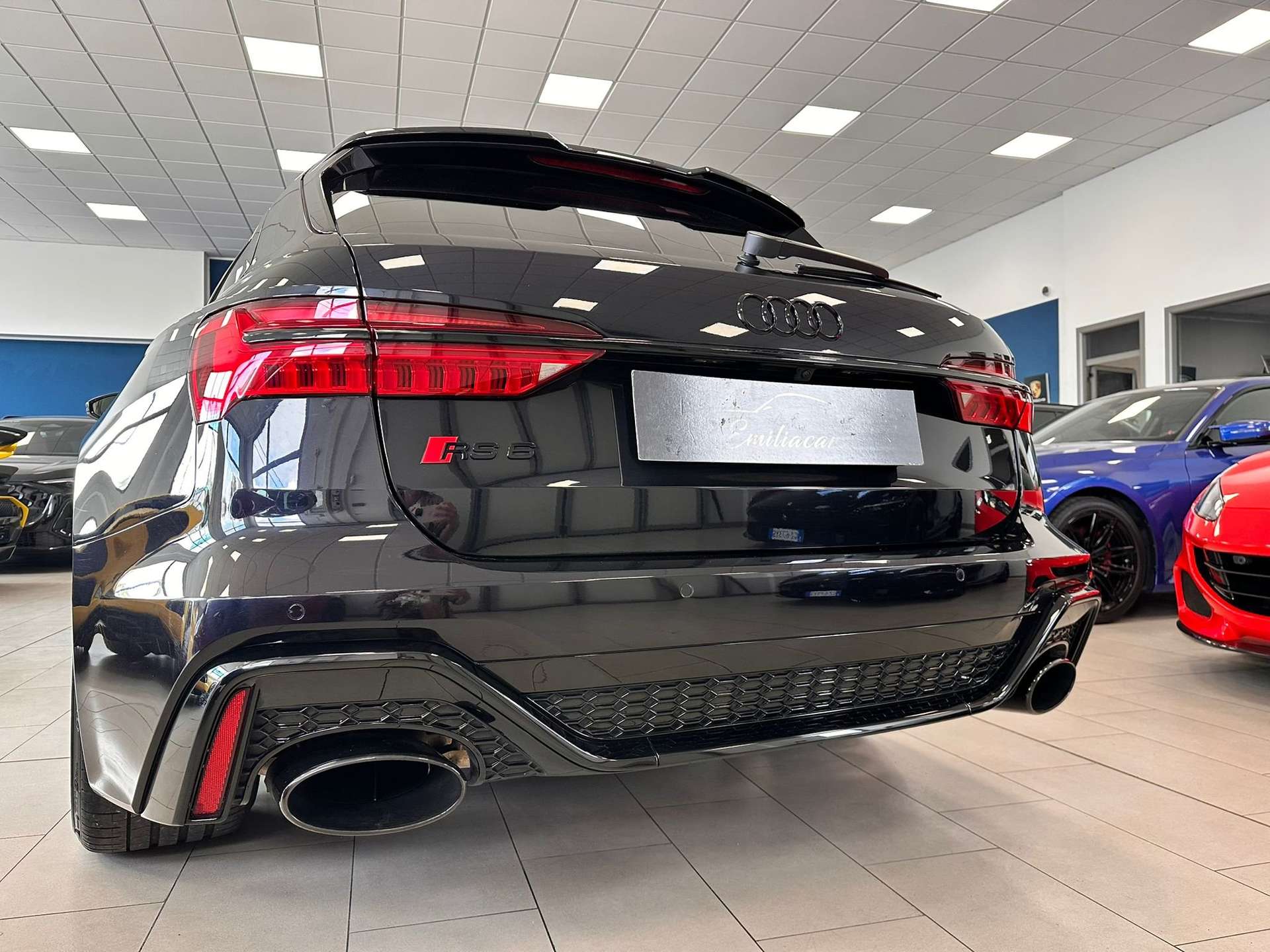 Audi RS6  Avant 4.0 mhev /CARBOCERAMICI / EVENTURI /721CV