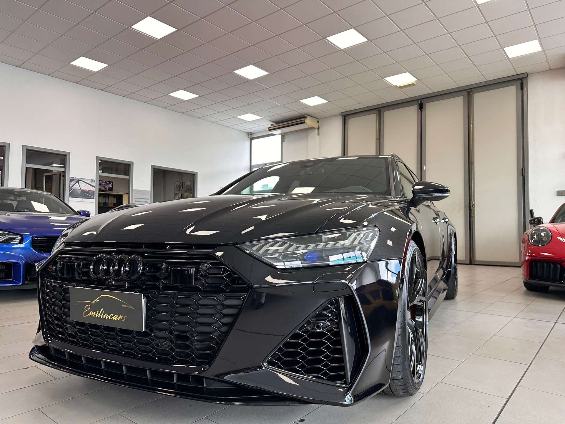 Audi RS6  Avant 4.0 mhev /CARBOCERAMICI / EVENTURI /721CV