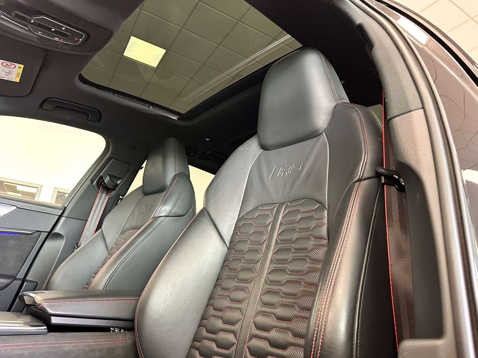 Audi RS6  Avant 4.0 mhev /CARBOCERAMICI / EVENTURI /721CV