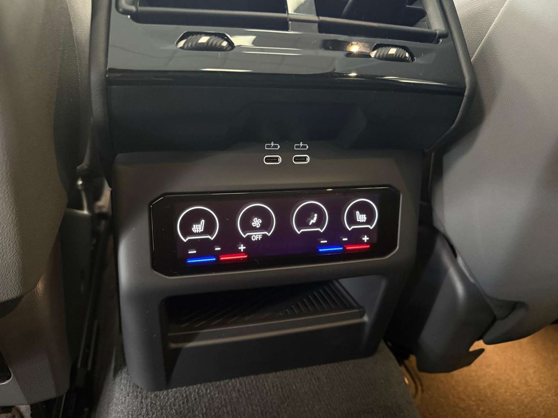 BMW 540  540d Touring 48V xdrive MSport “PACK CARBONIO INT”