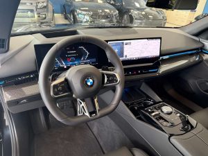 BMW 540  540d Touring 48V xdrive MSport “PACK CARBONIO INT”