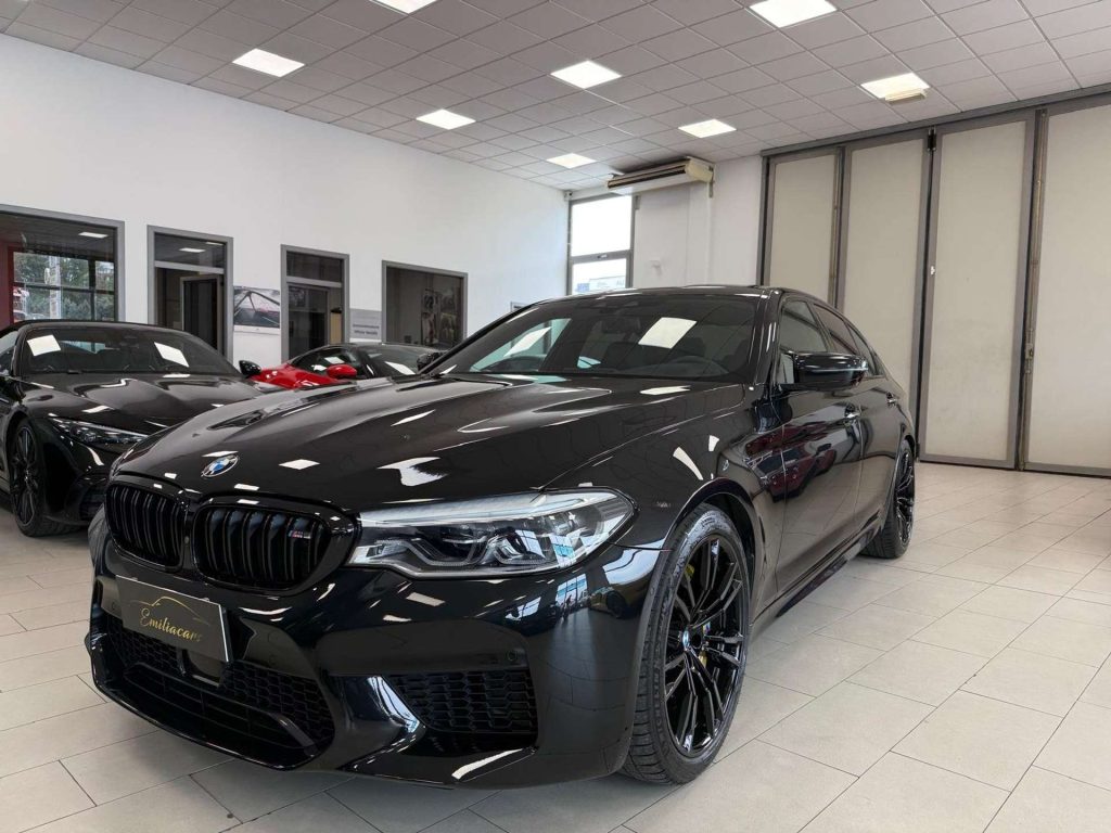 BMW M5  M5 4.4 V8 600 cv CARBOCERAMICI/TETTO IN CARBONIO