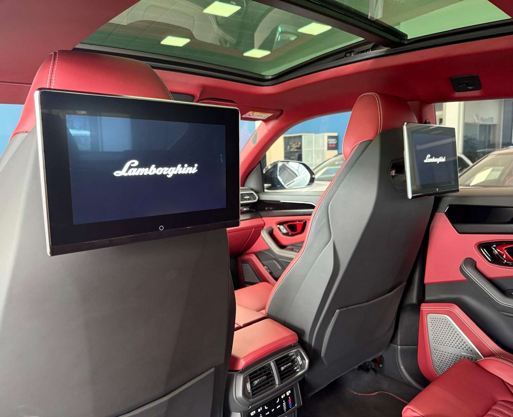 Lamborghini Urus  S 4.0 V8 666CV auto