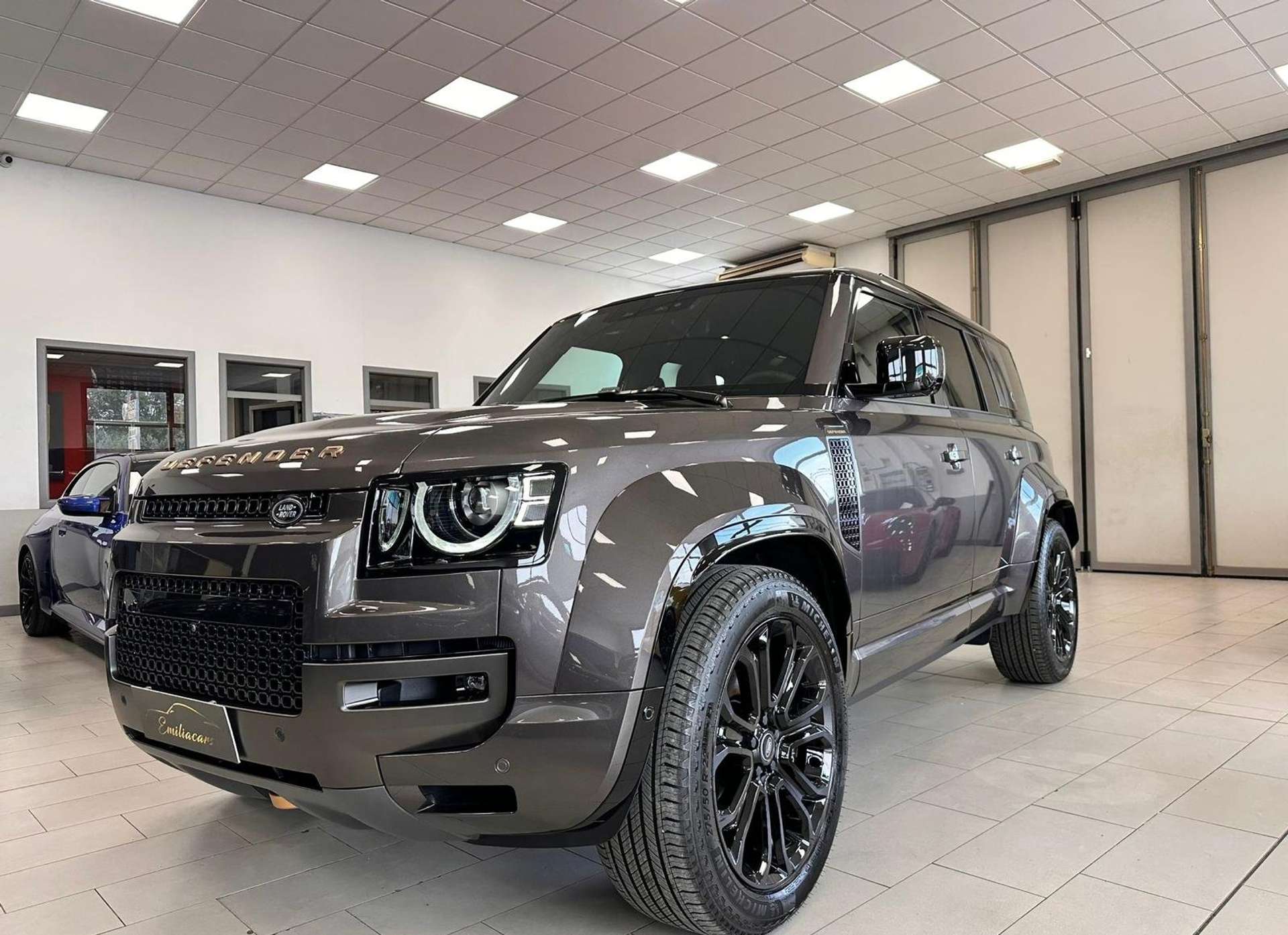 Land Rover Defender  110 4.4 V8 635 CV AWD Auto OCTA