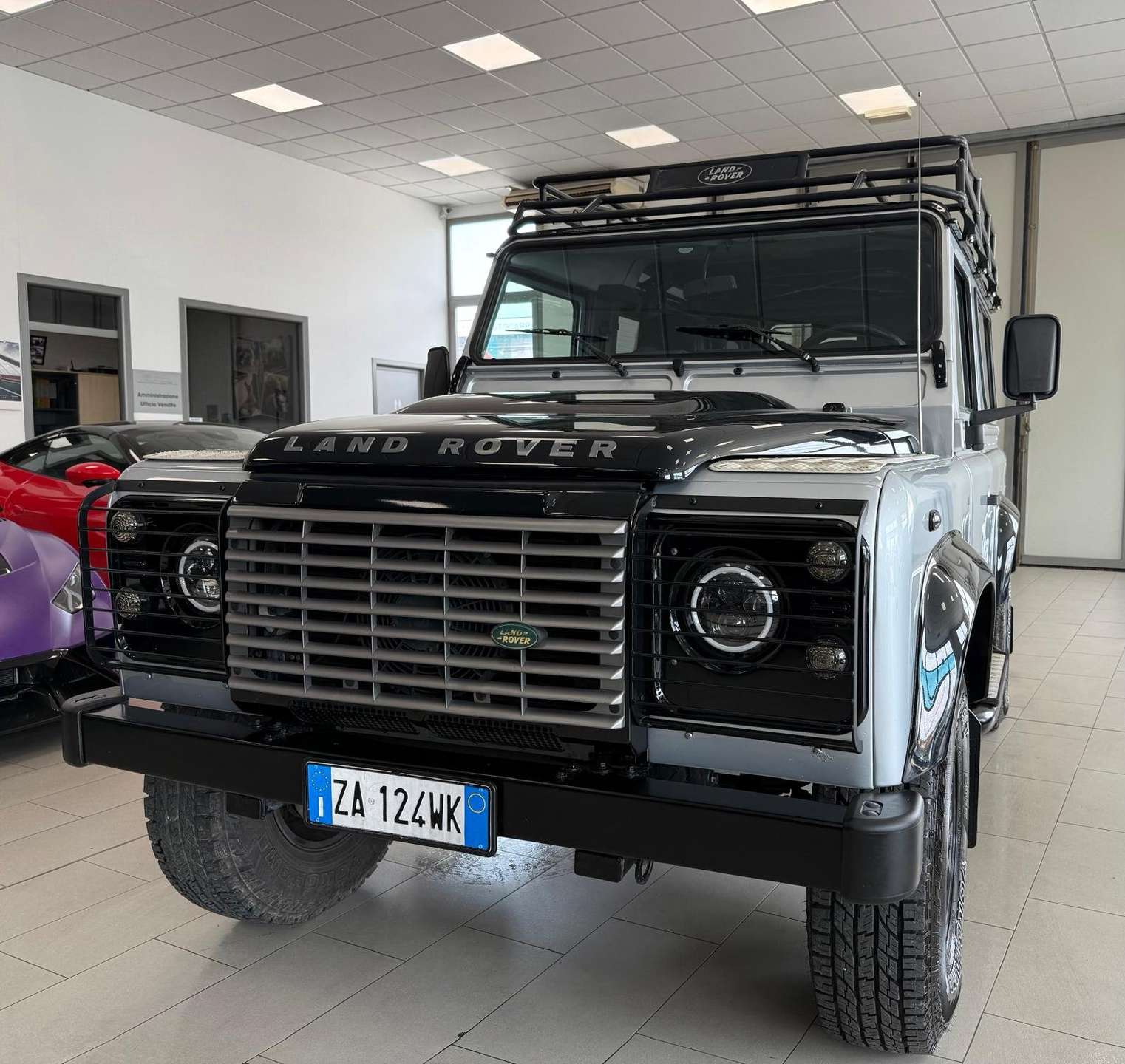 Land Rover Defender  90 2.4 td4 SE SW 4 POSTI