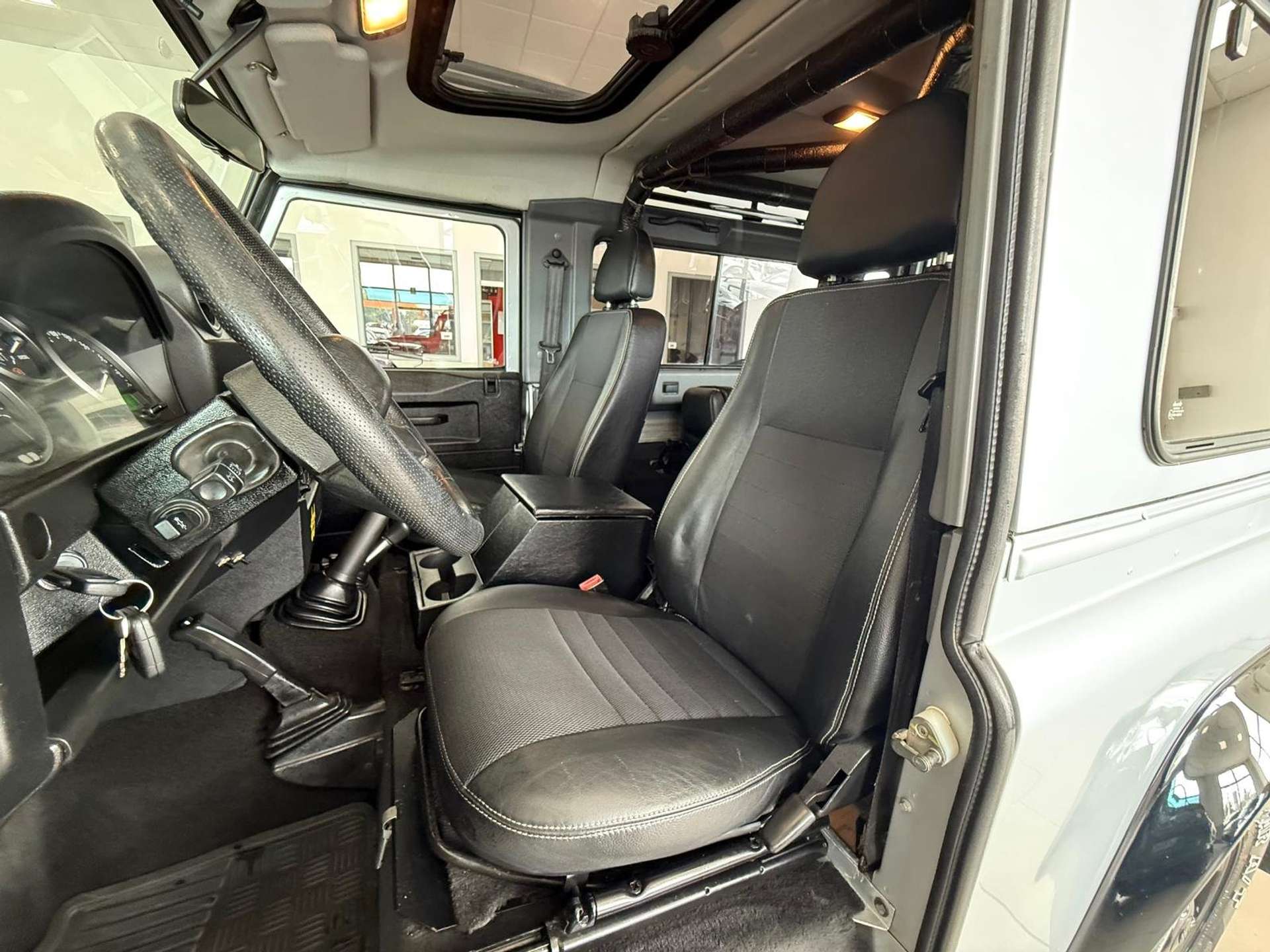 Land Rover Defender  90 2.4 td4 SE SW 4 POSTI
