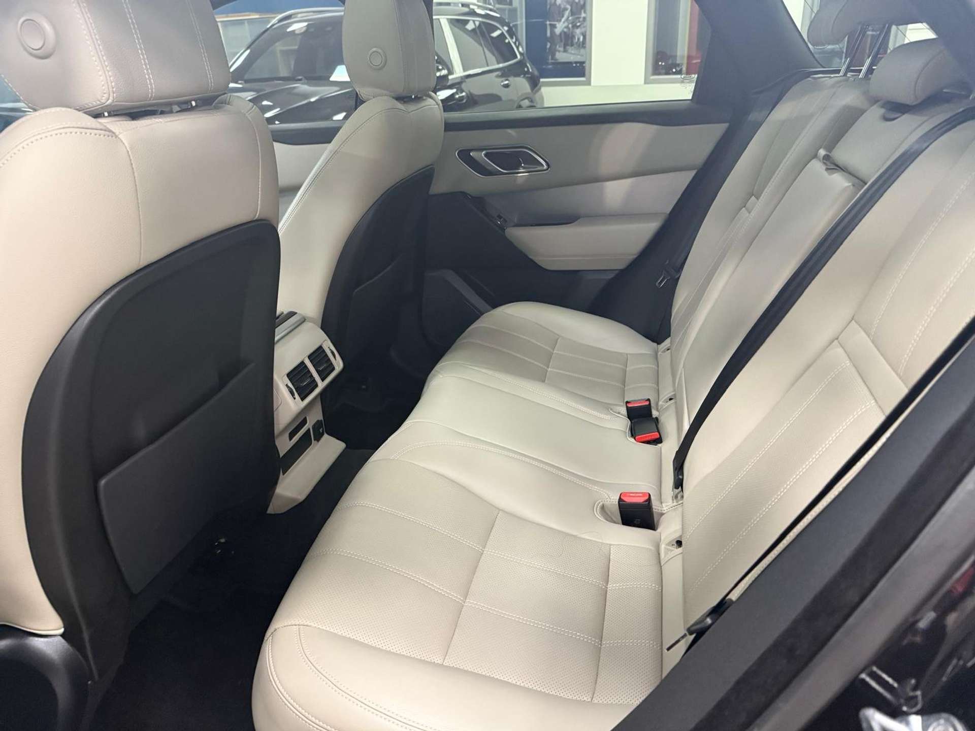 Land Rover Range Rover Velar  2.0d i4 R-Dynamic 240cv SOSPENSIONI PNEUMATICHE