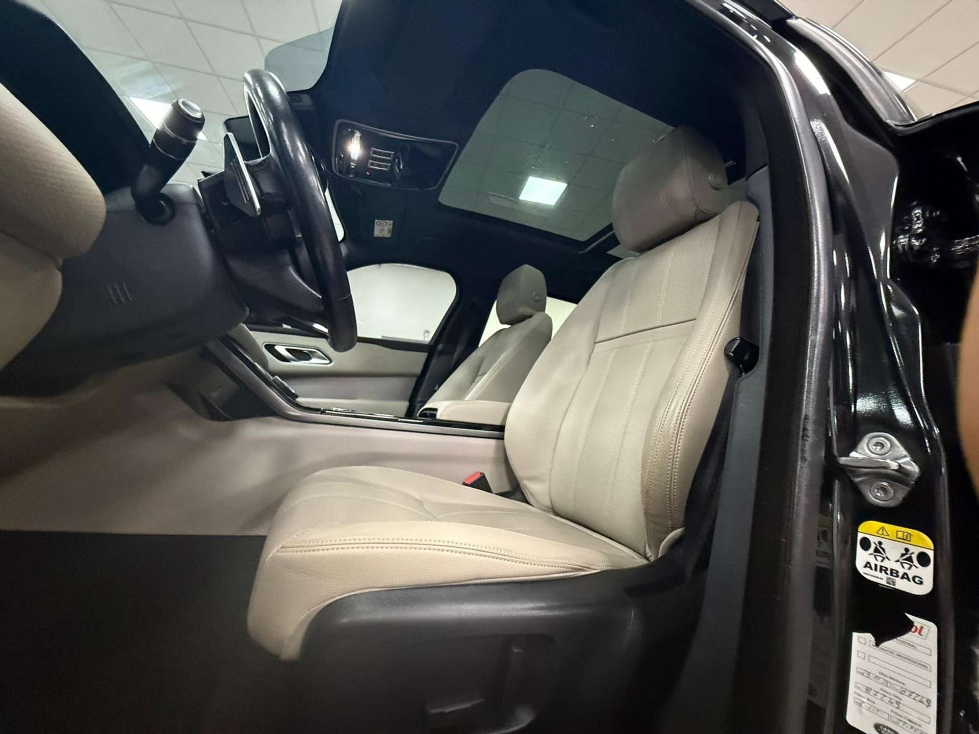 Land Rover Range Rover Velar  2.0d i4 R-Dynamic 240cv SOSPENSIONI PNEUMATICHE