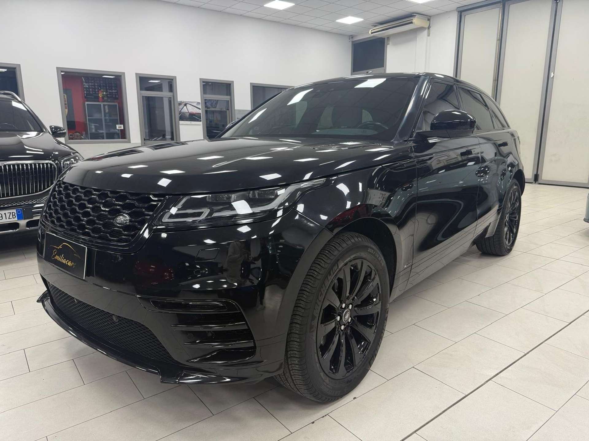 Land Rover Range Rover Velar  2.0d i4 R-Dynamic 240cv SOSPENSIONI PNEUMATICHE