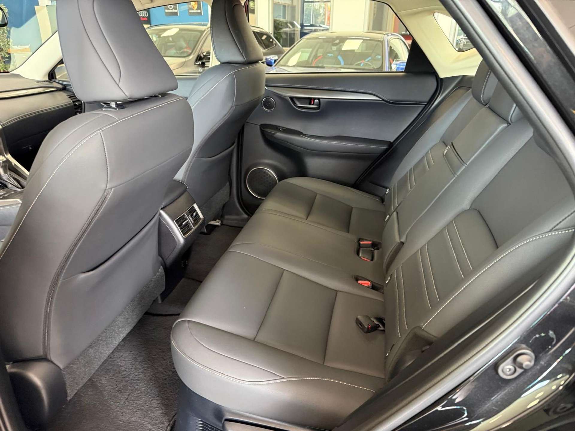 Lexus NX 300  NX I 2018 300h 2.5 F Sport 4wd cvt in garanzia uff