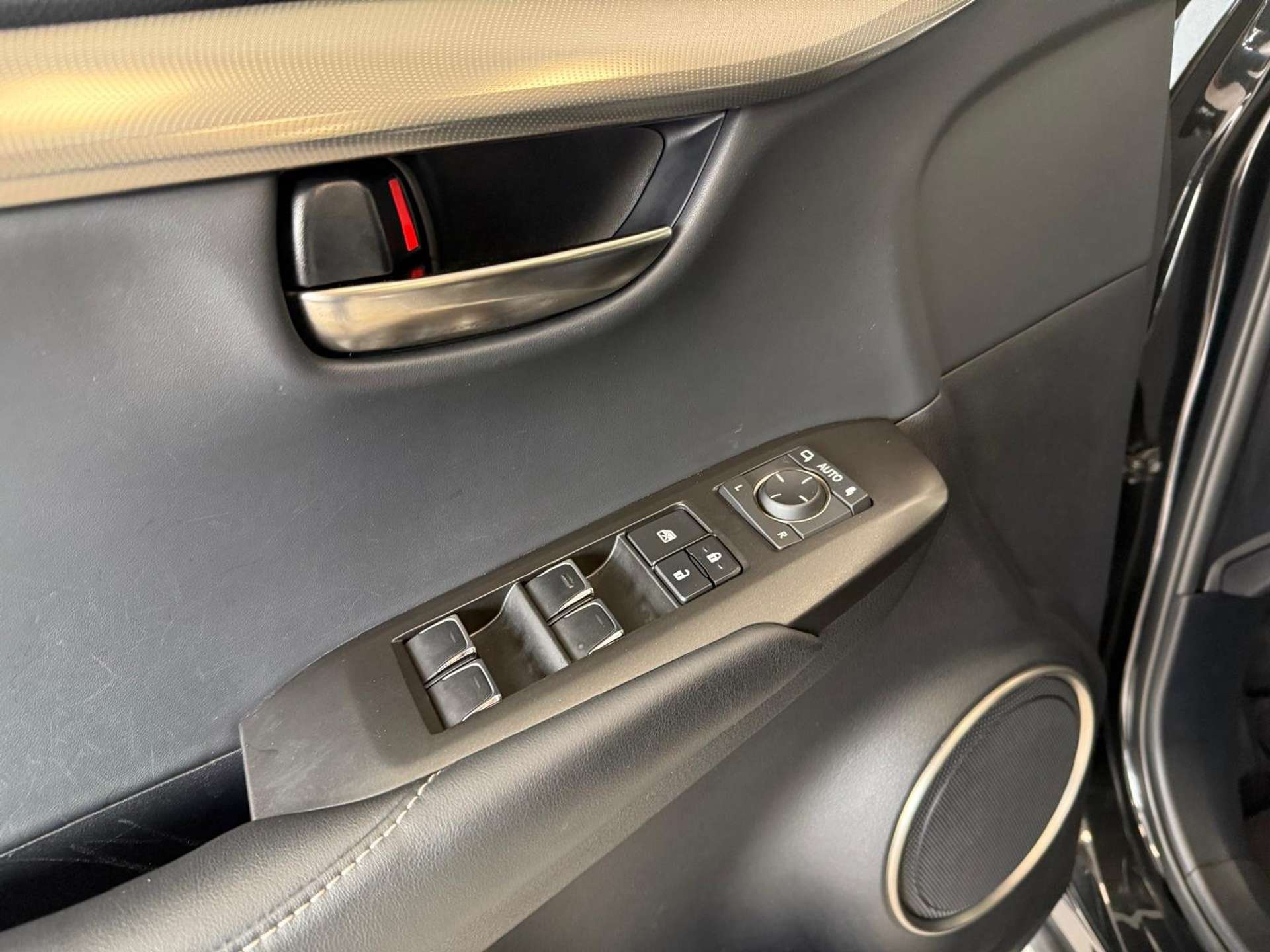 Lexus NX 300  NX I 2018 300h 2.5 F Sport 4wd cvt in garanzia uff