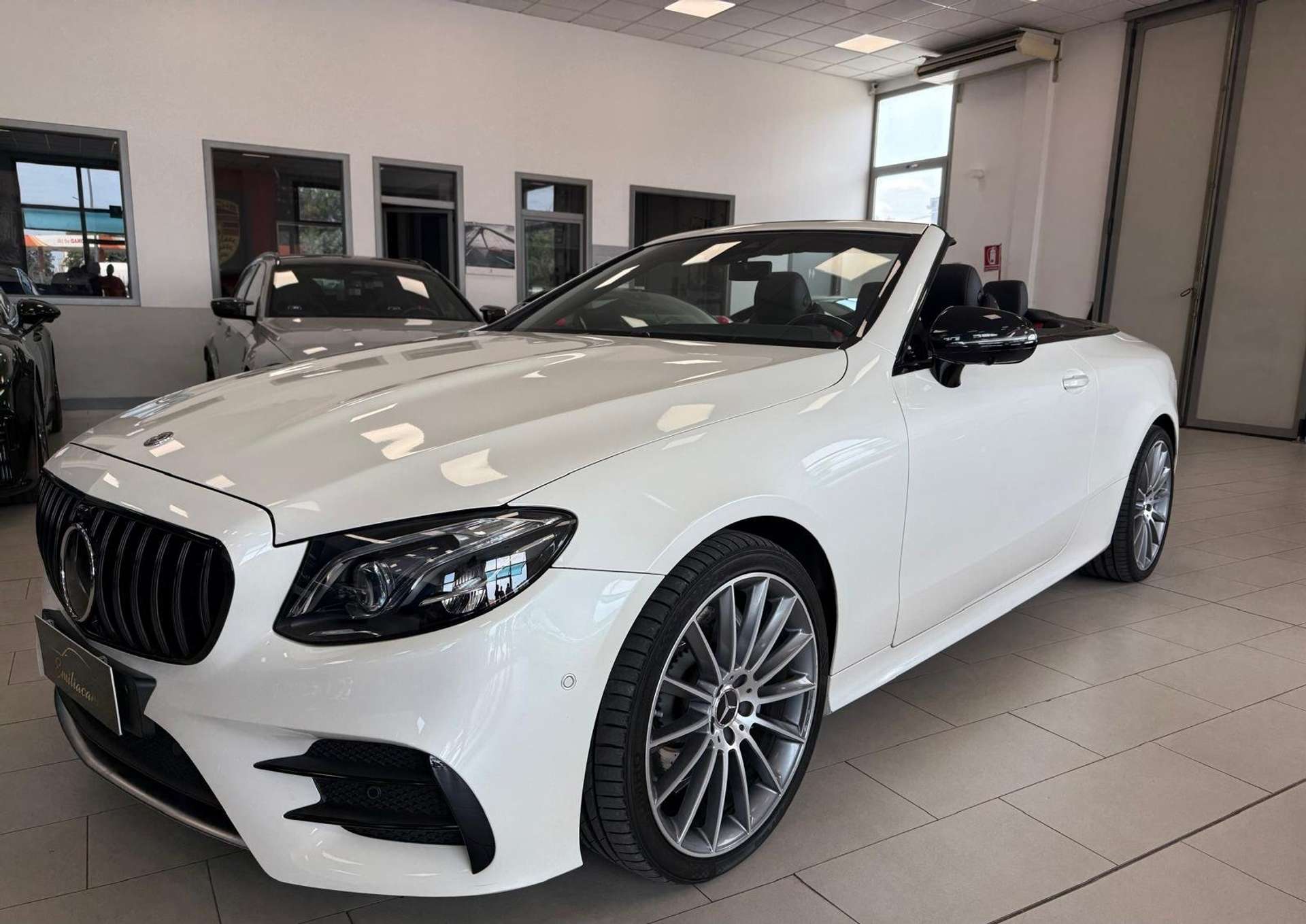 Mercedes-Benz E 53 AMG  E Cabrio 53 AMG eq-boost 4matic + auto