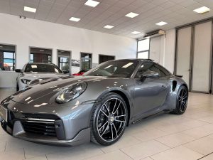 Porsche 992  Turbo S auto