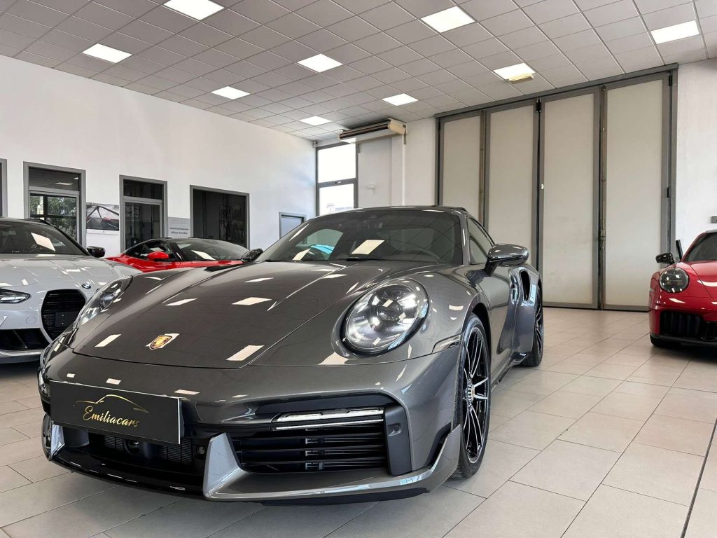Porsche 992  Turbo S auto