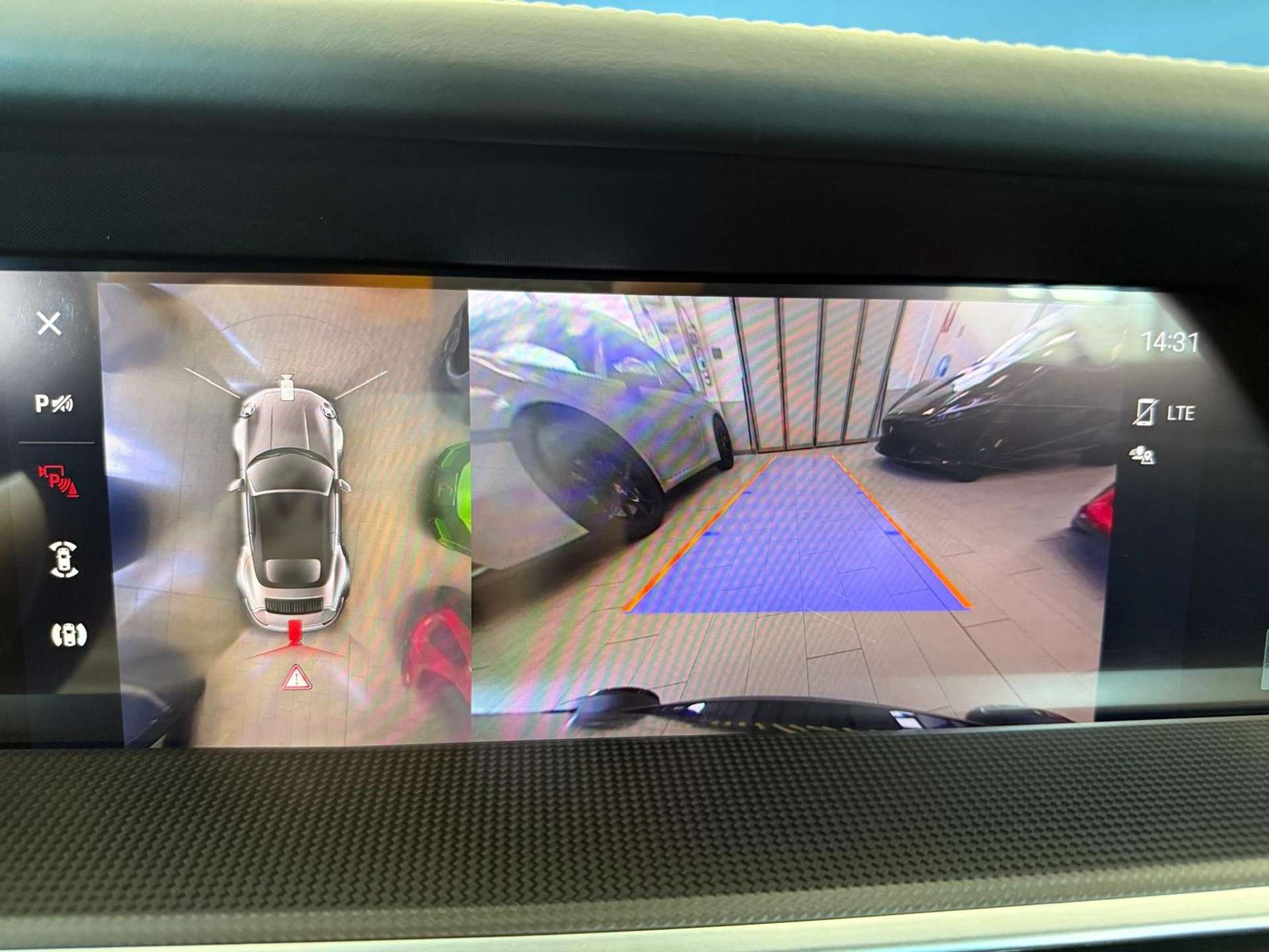 Porsche 992  Turbo S Cabrio auto