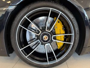 Porsche 992  Turbo S Cabrio auto