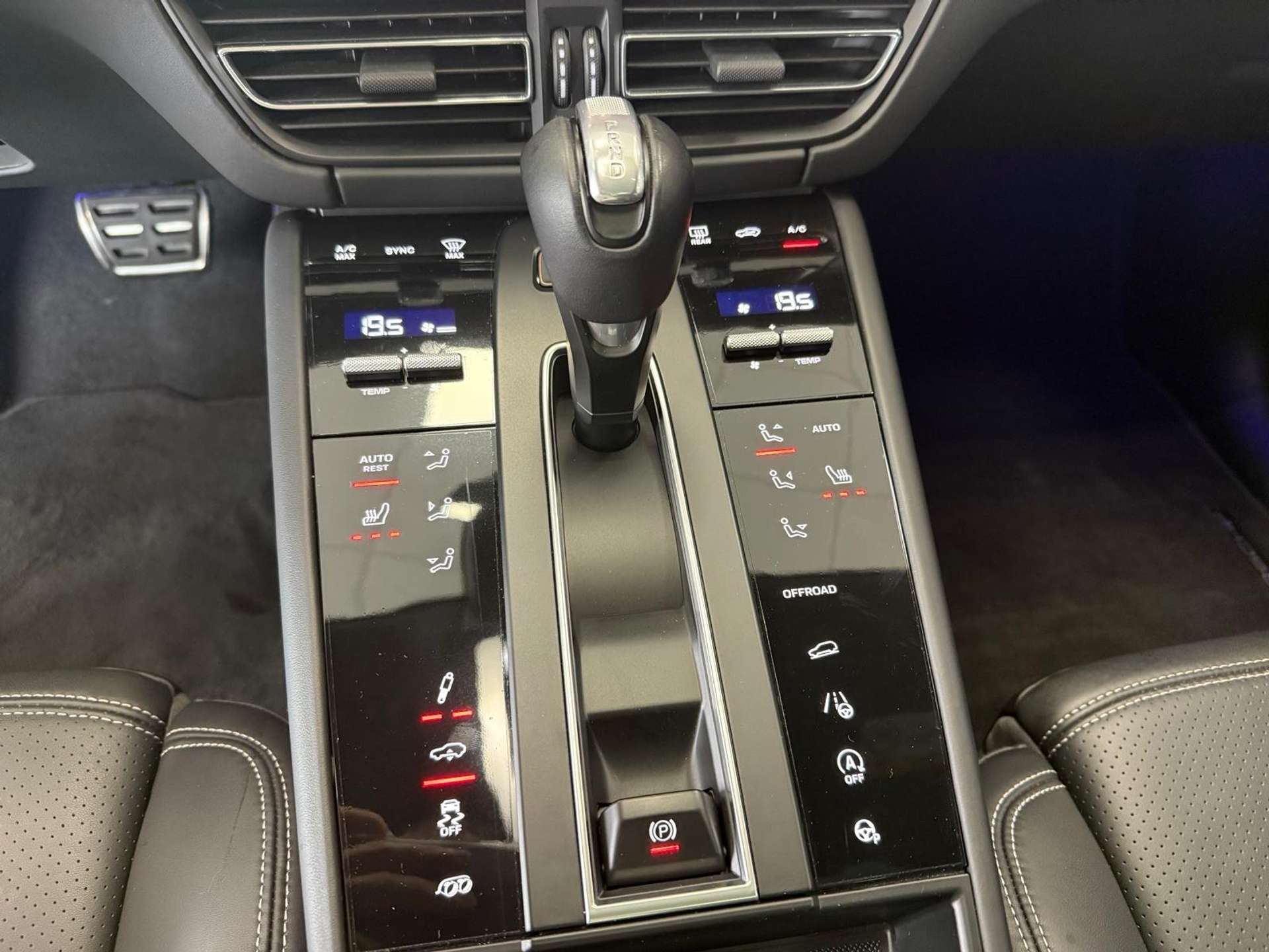 Porsche Macan  Macan 2.0 T 265cv pdk “PACK CARBONIO”