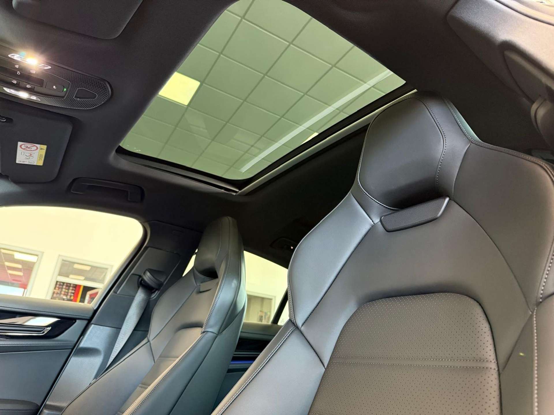 Porsche Panamera  Panamera Hybrid 470cv- SPORT DESIGN
